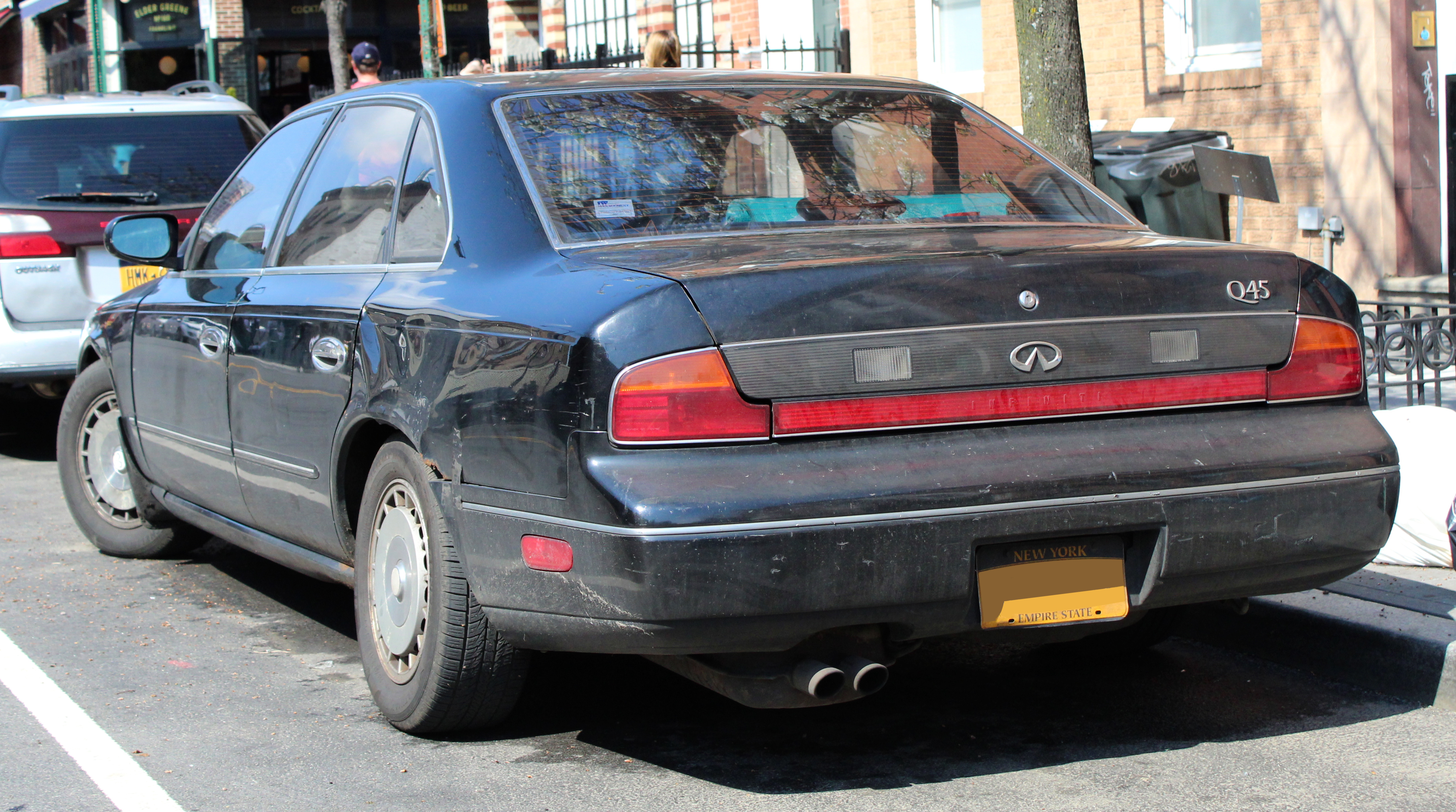 Infiniti Q45