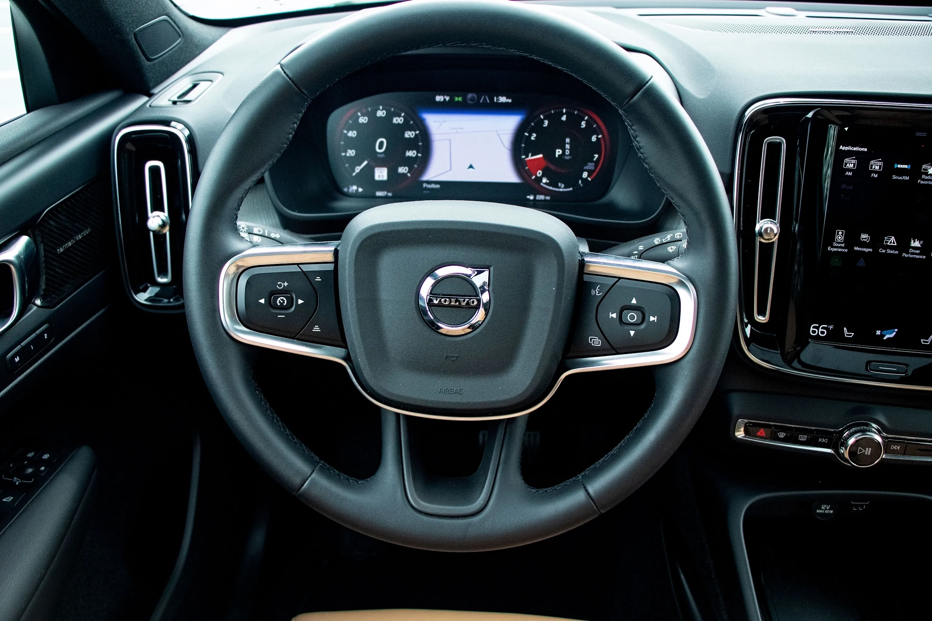 Volvo XC40 cargo area