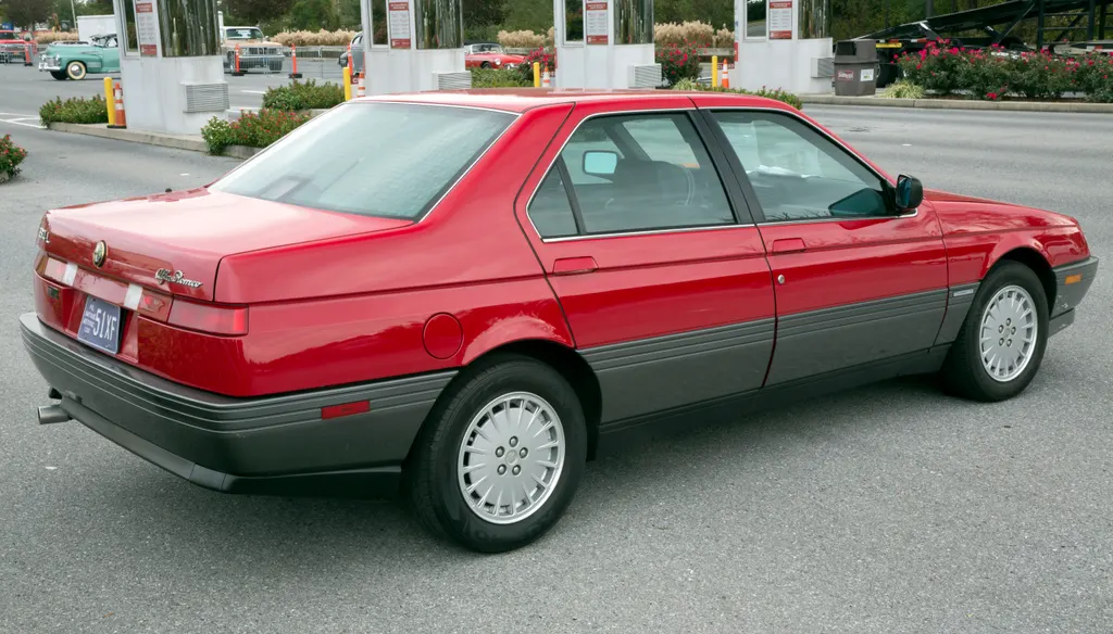 Alfa Romeo 164