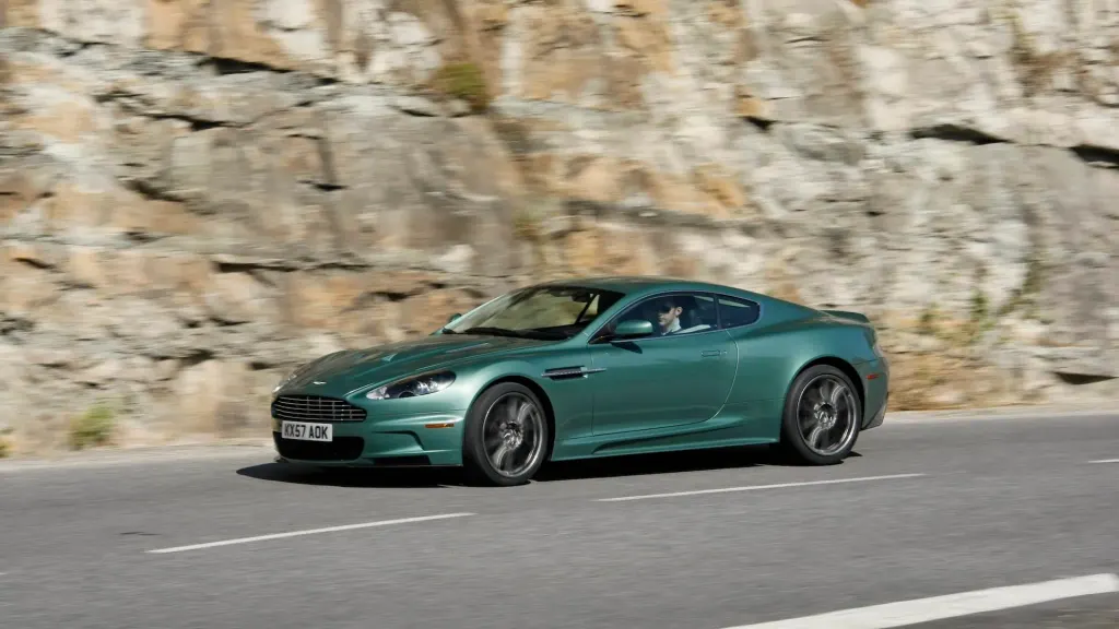 Aston Martin DBS Coupe