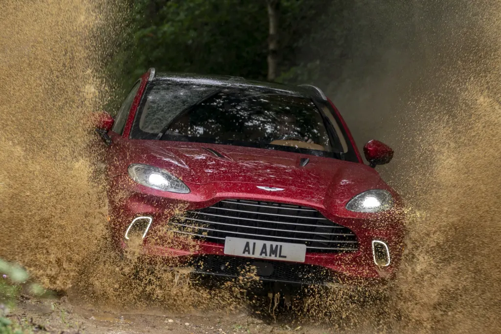 Aston Martin DBX