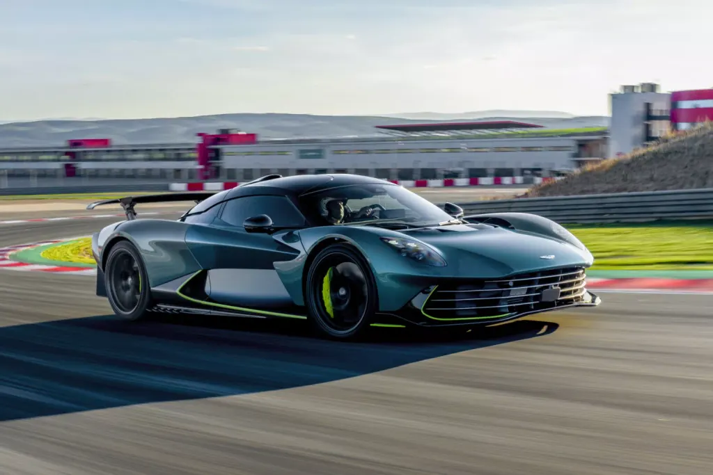 Aston Martin Valhalla