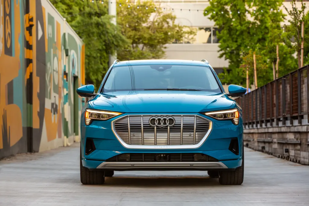 Audi e-tron
