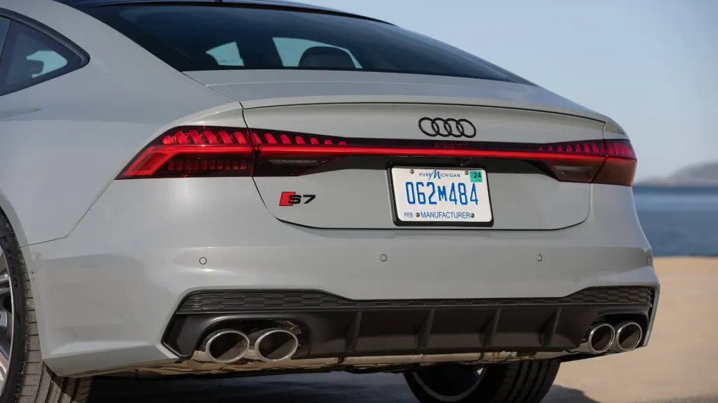 Audi S7