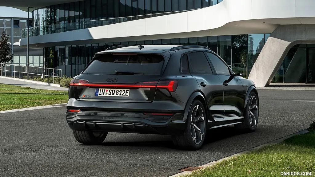 Audi SQ8 e-tron