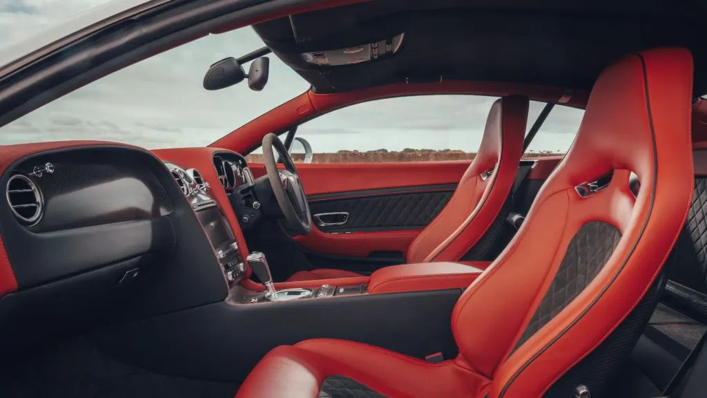 Bentley Continental Supersports cargo area