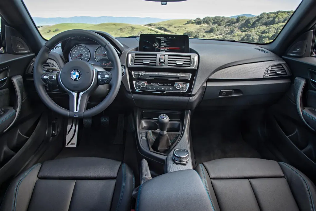 BMW M2 cargo area