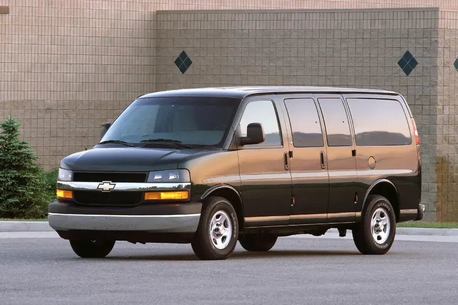Chevrolet Express 3500 Passenger