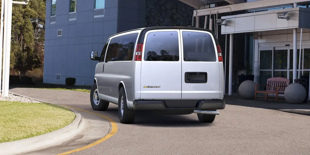 Chevrolet Express 3500 Passenger