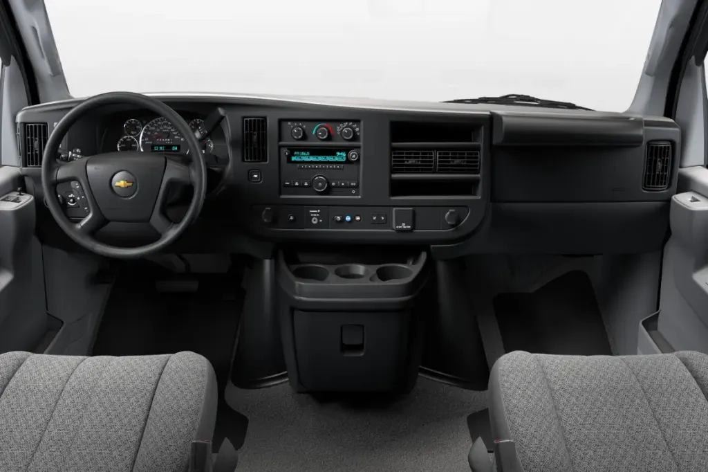 Chevrolet Express 3500 Passenger cargo area