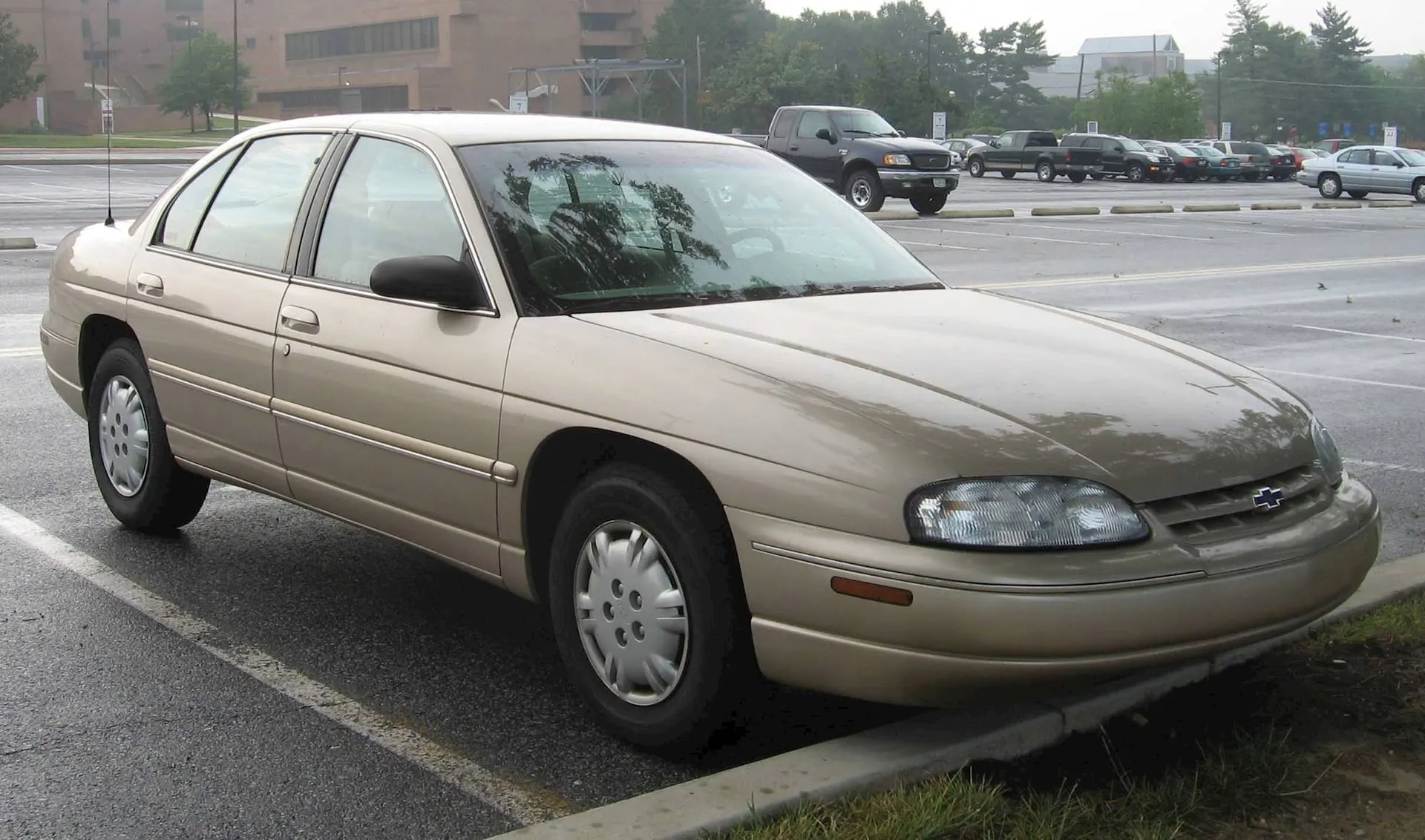 Chevrolet Lumina (2001–2001)