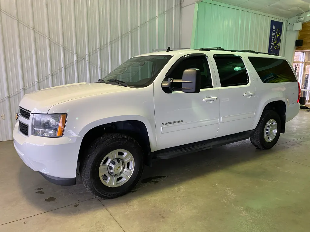 Chevrolet Suburban 2500