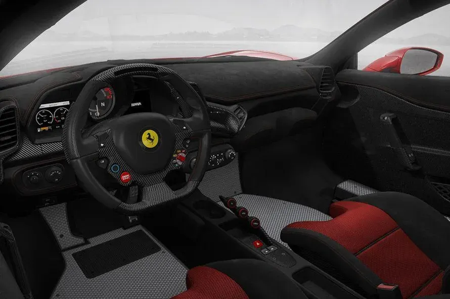 Ferrari 458 Speciale cargo area