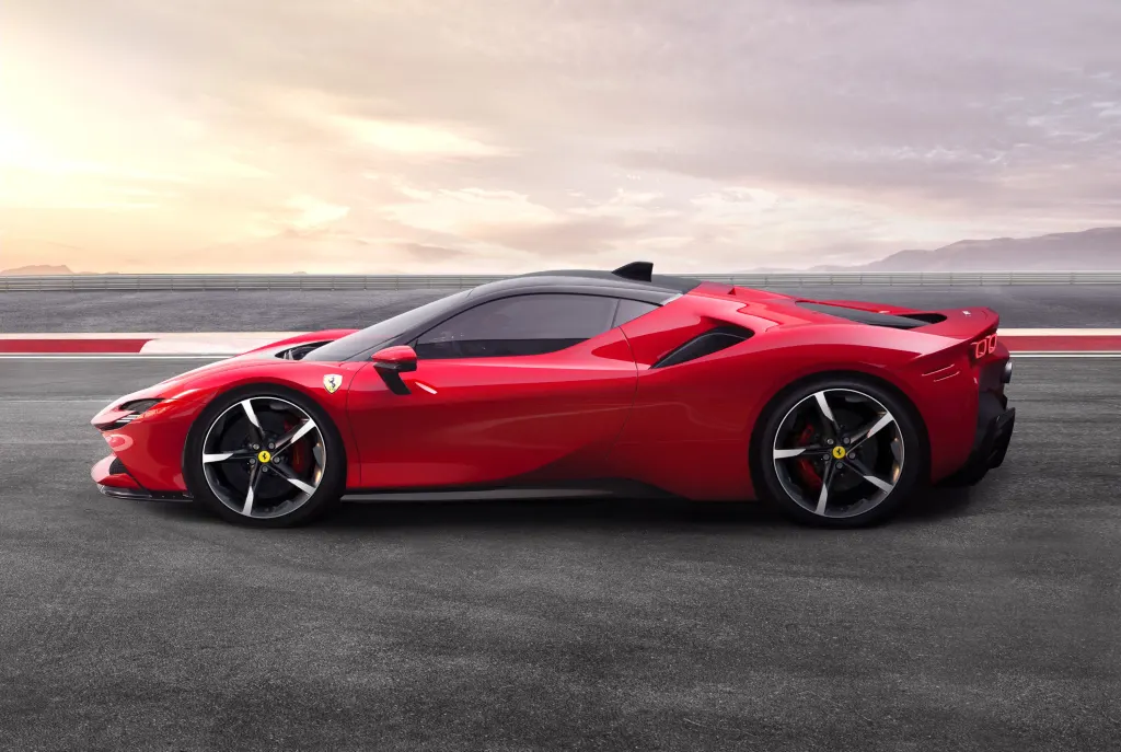 Ferrari SF90 Stradale Coupe