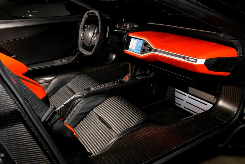 Ford GT cargo area
