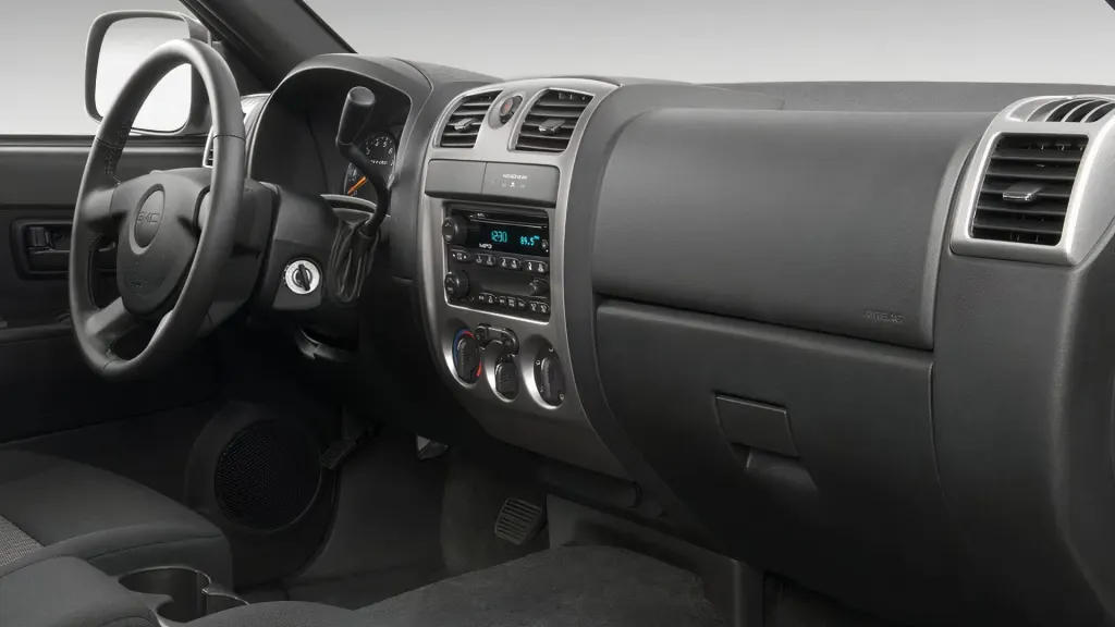 GMC Canyon cargo area