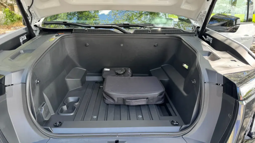 GMC Sierra EV 20-mod battery, 19kW 15-mode charger cargo area