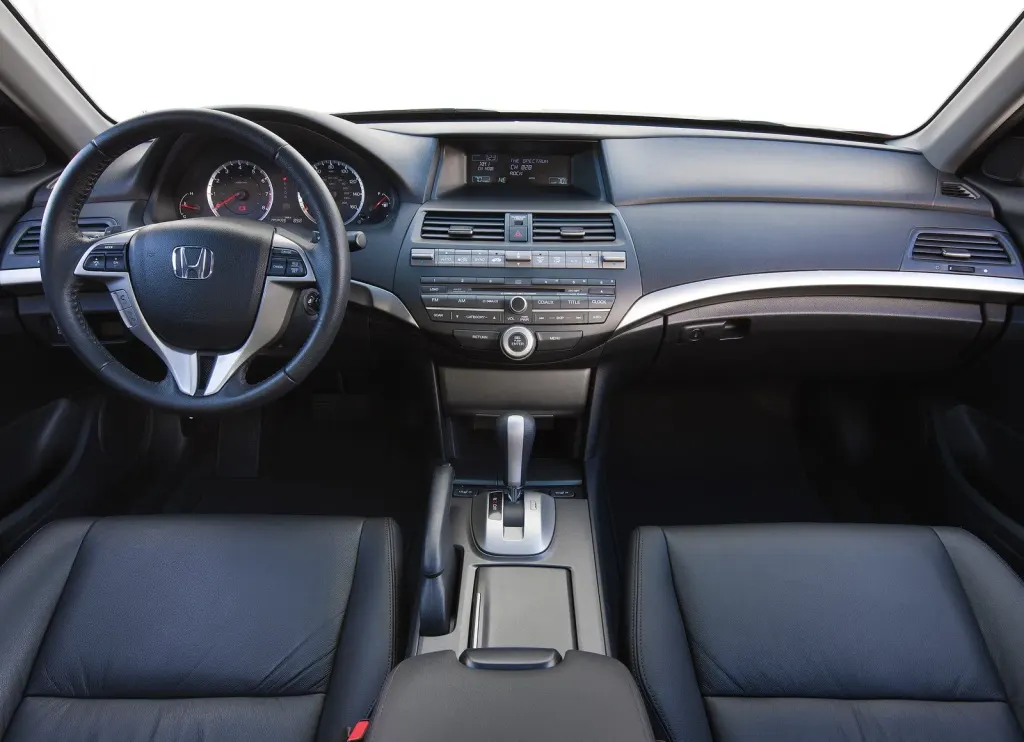 Honda Accord Coupe cargo area