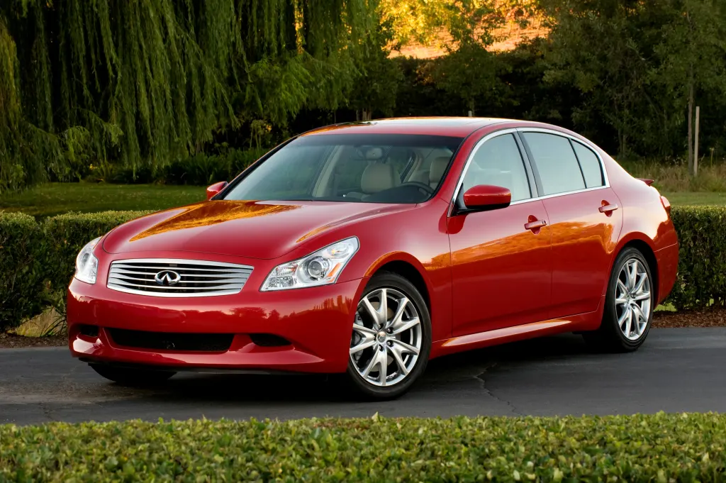 Infiniti G37