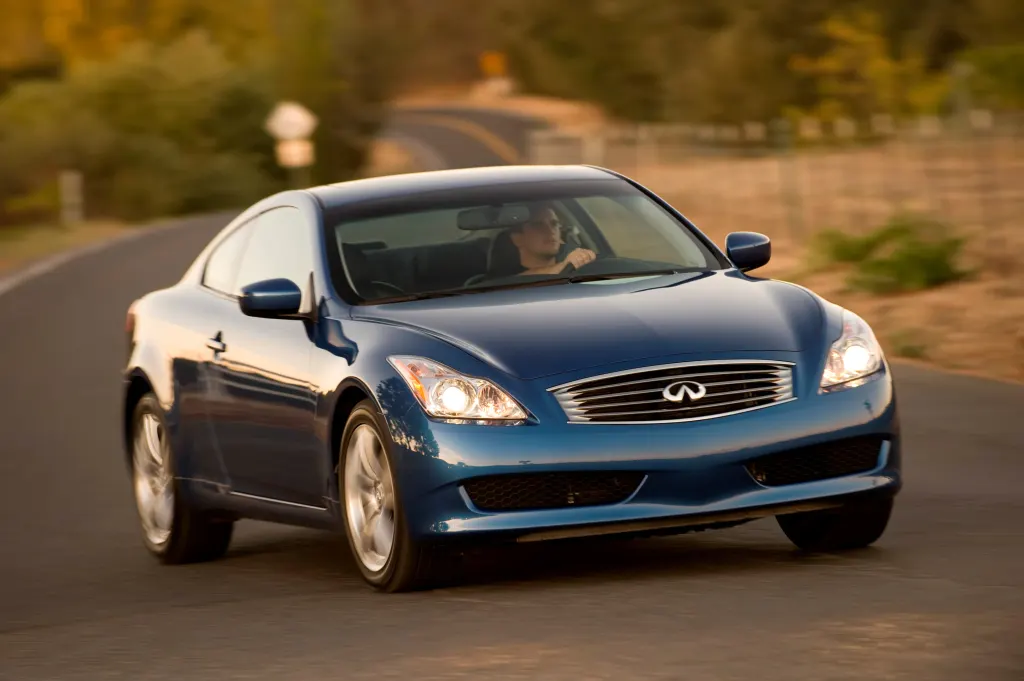 Infiniti G37