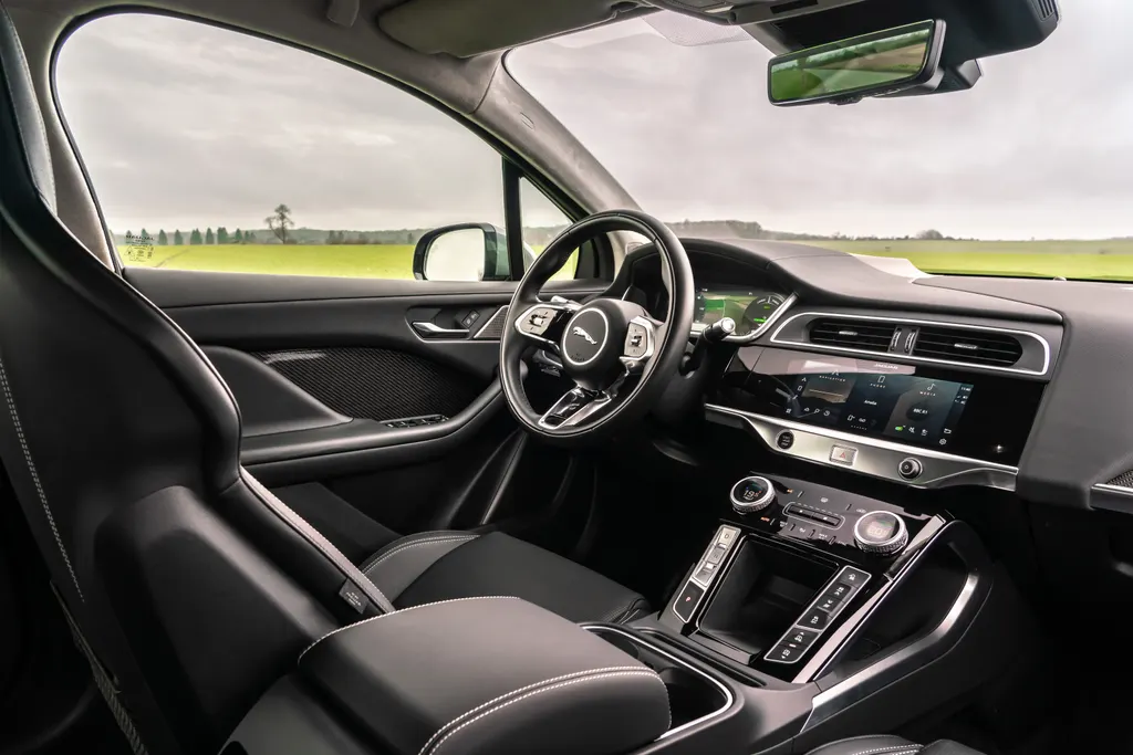 Jaguar I-Pace cargo area
