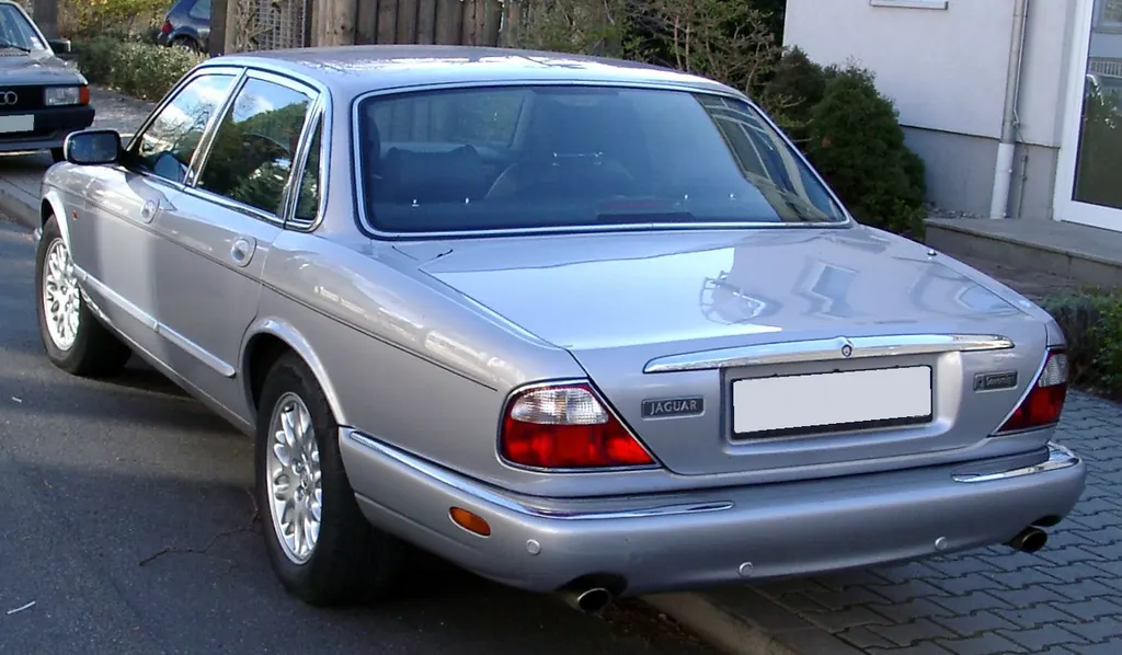 Jaguar Vanden Plas