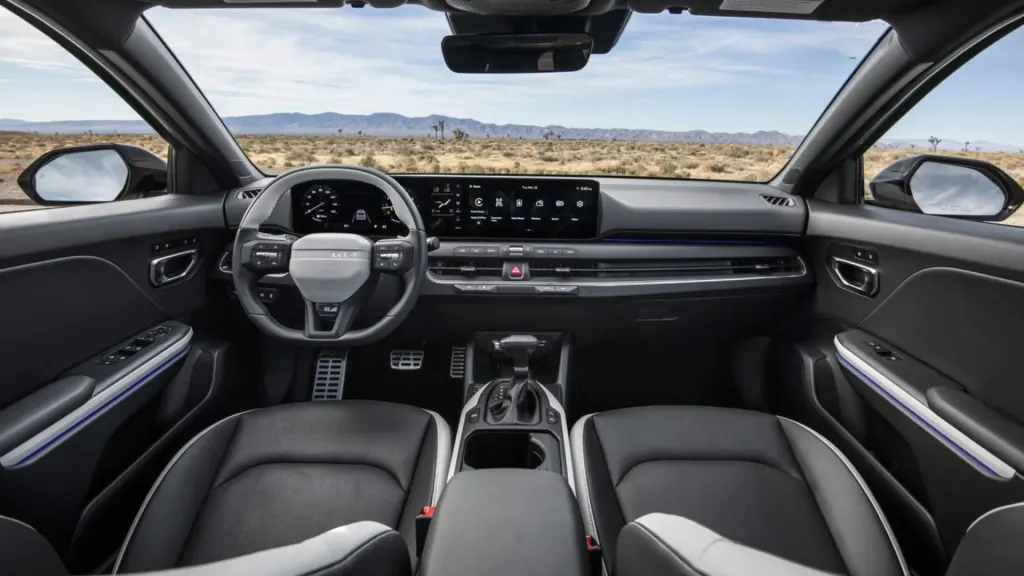 Kia K4 Hatchback cargo area
