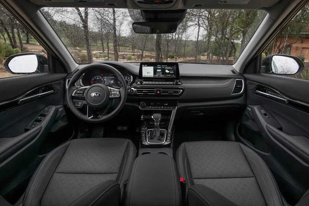 Kia Seltos cargo area
