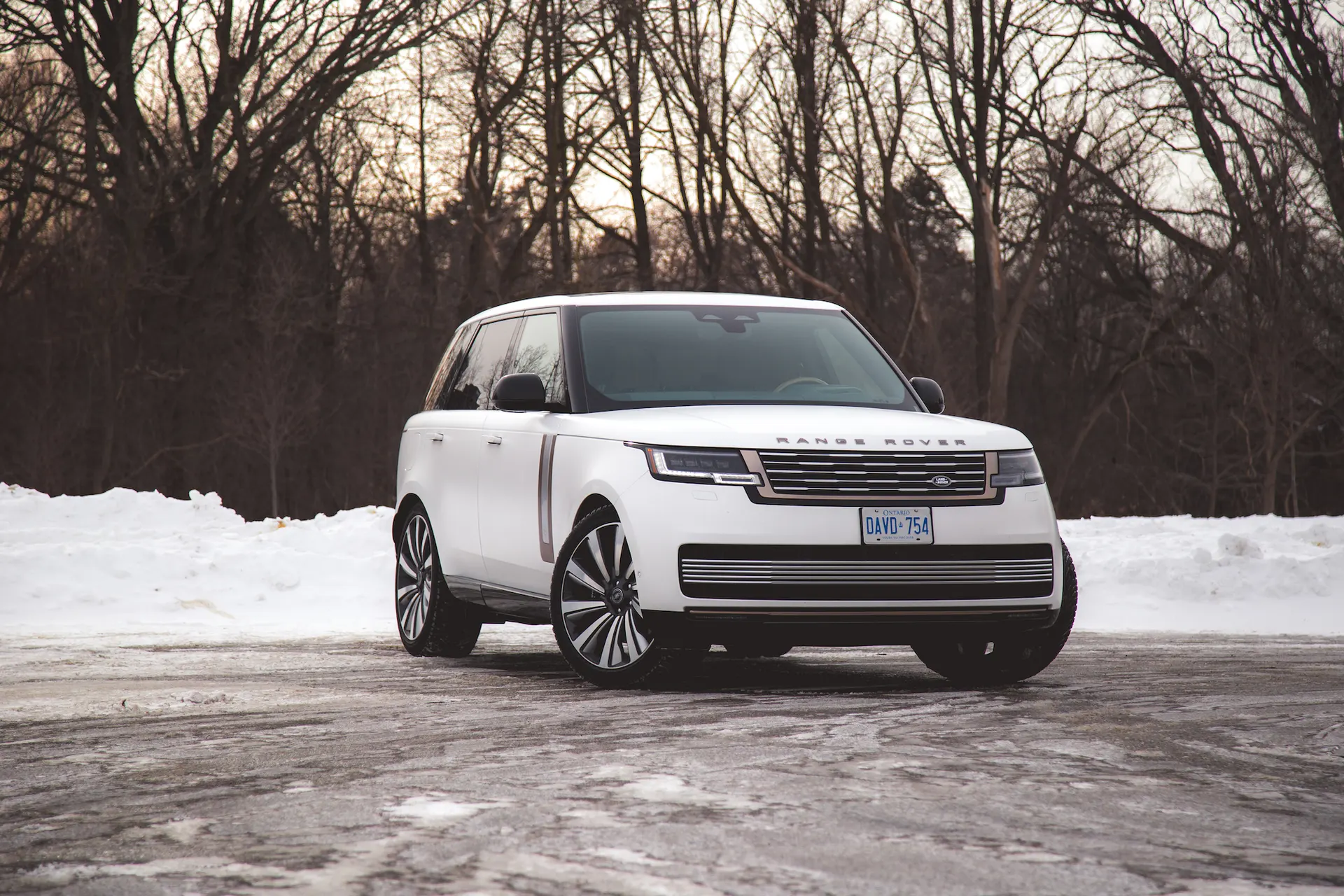 Land Rover Range Rover SV MHEV (2025–present)