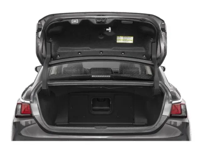 Lexus ES 250 cargo area