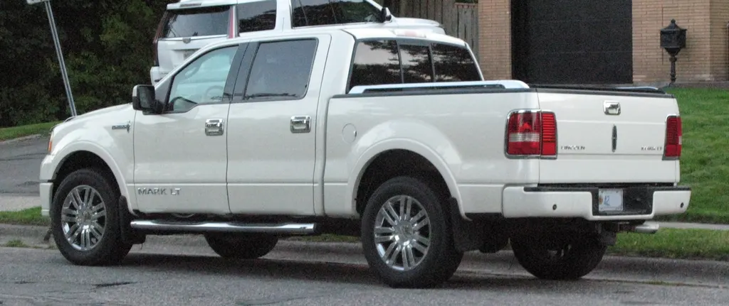 Lincoln Mark LT
