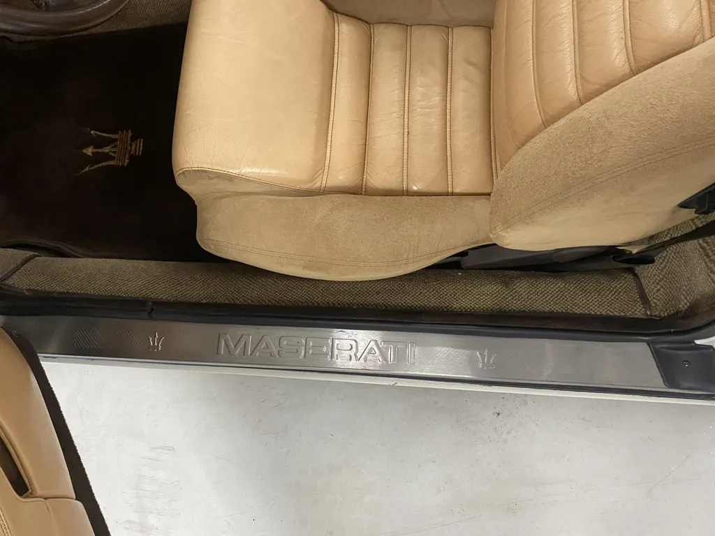 Maserati Spyder cargo area