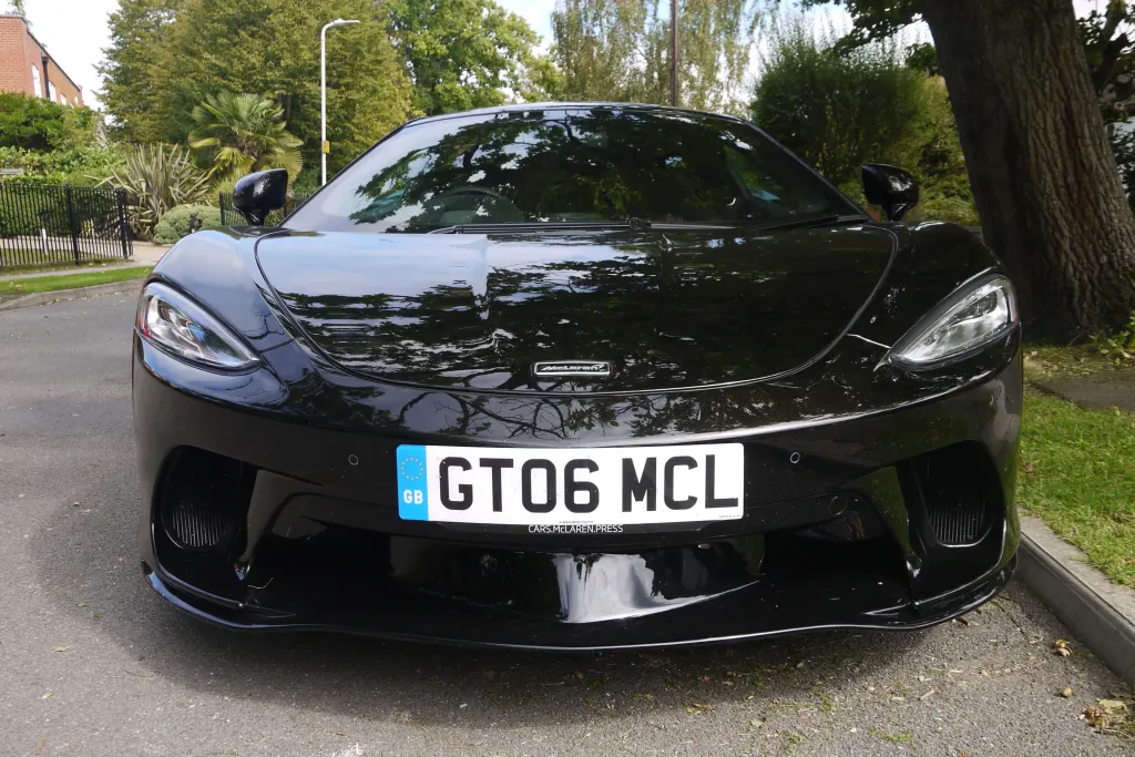 McLaren Automotive GT