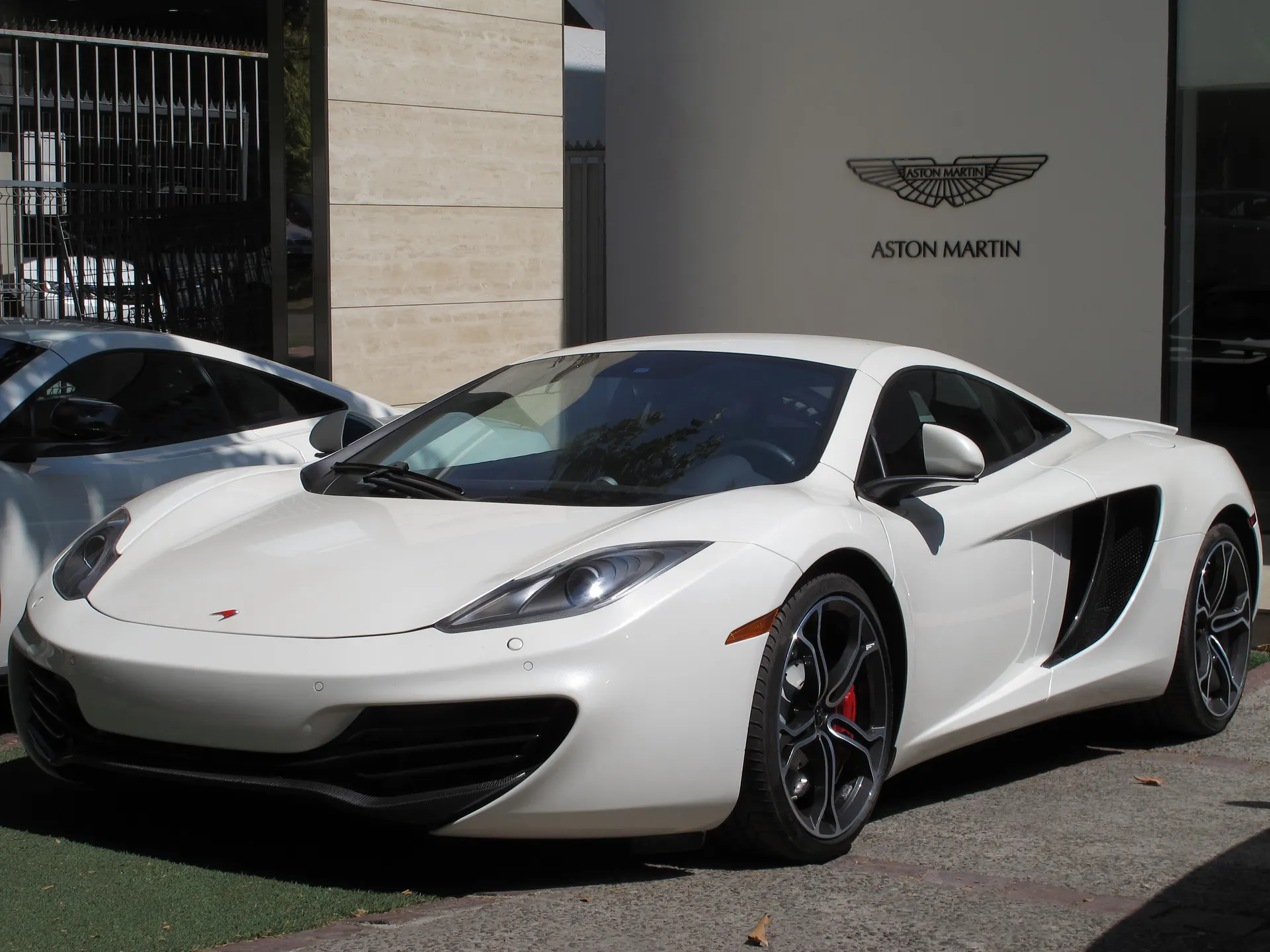 McLaren Automotive MP4-12C Coupe (2014–2014)