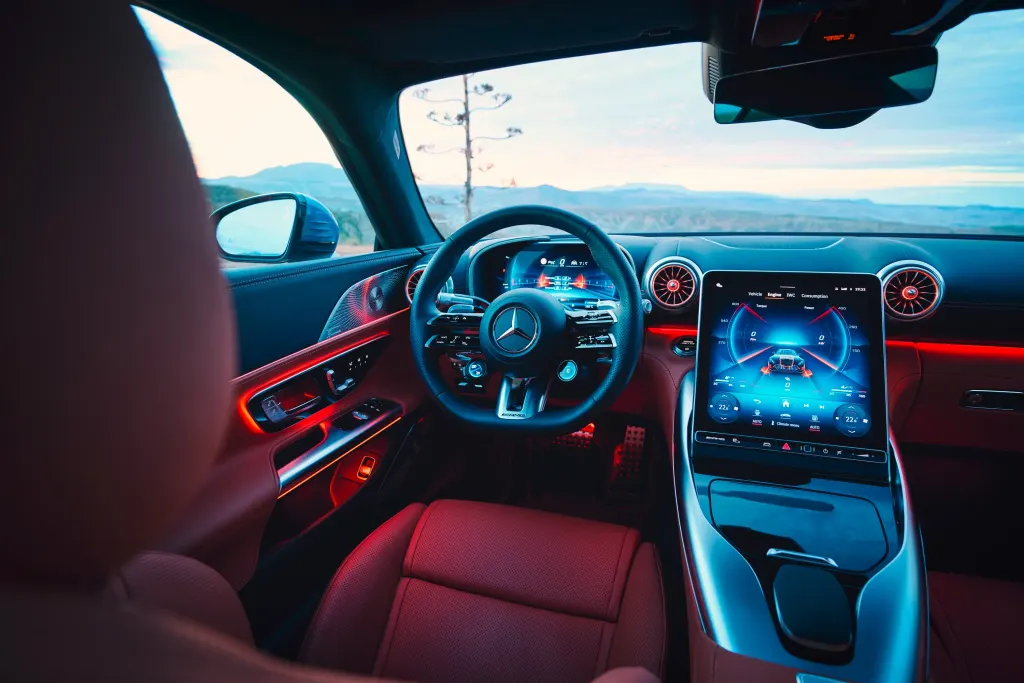 Mercedes-Benz AMG GT 55 4matic Plus (coupe) cargo area