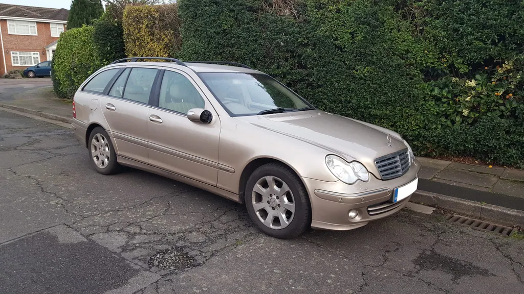 Mercedes-Benz C-Class Station Wagon