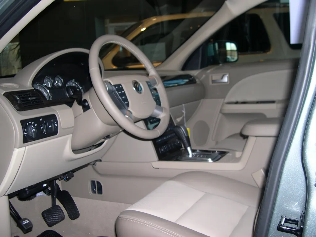 Mercury Montego cargo area