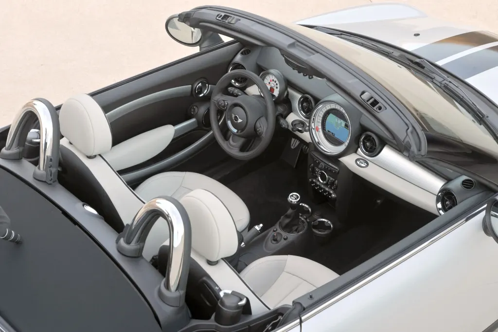 MINI Cooper Roadster cargo area