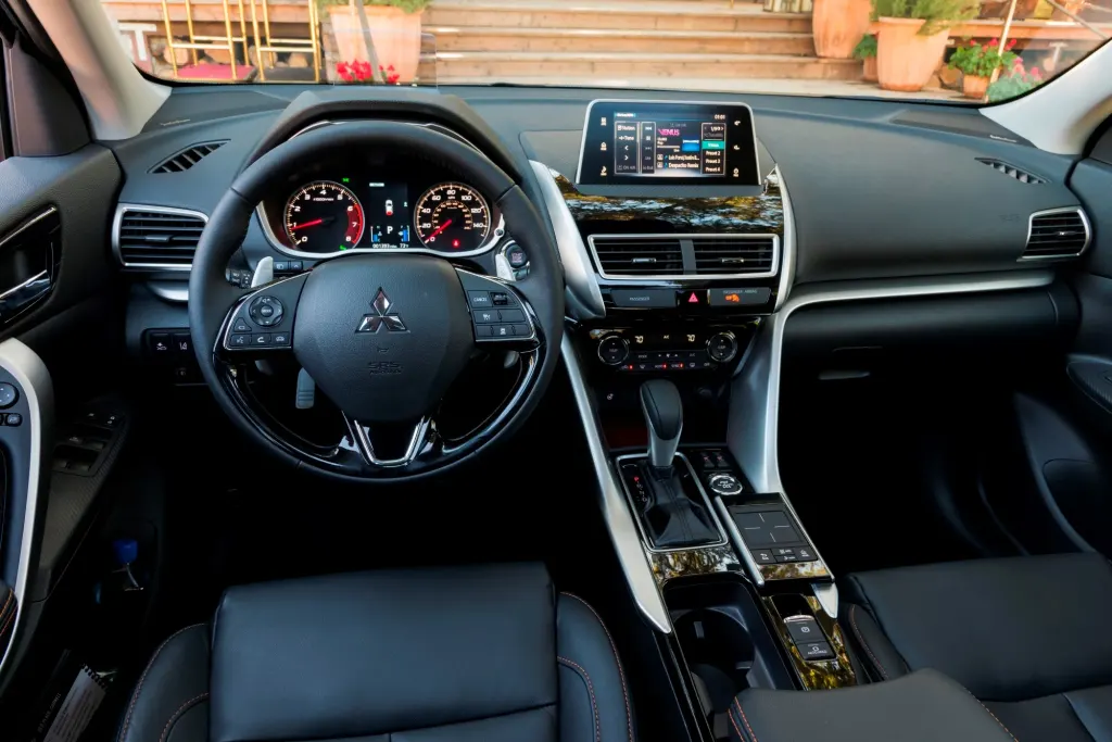 Mitsubishi Eclipse Cross cargo area