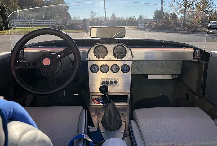 Panoz Auto-Development Roadster cargo area