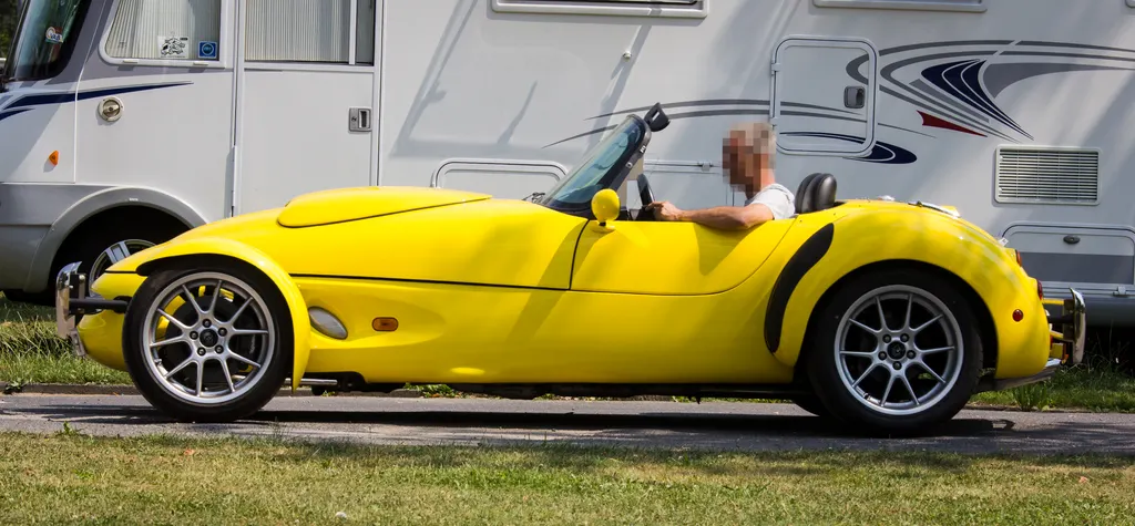 Panoz Auto-Development Roadster