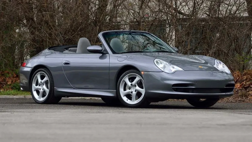 Porsche 911 Carrera Cabriolet