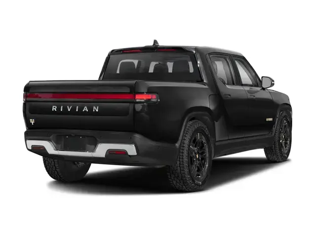 Rivian R1T Performance Dual Large (22in) (2025–present)