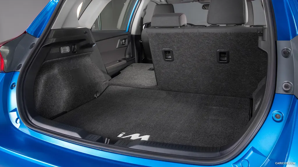 Scion iM cargo area