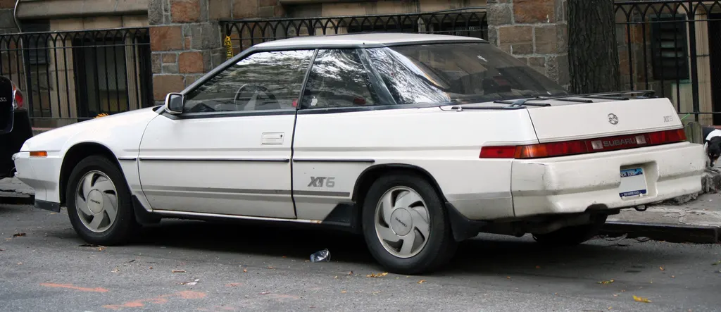 Subaru XT