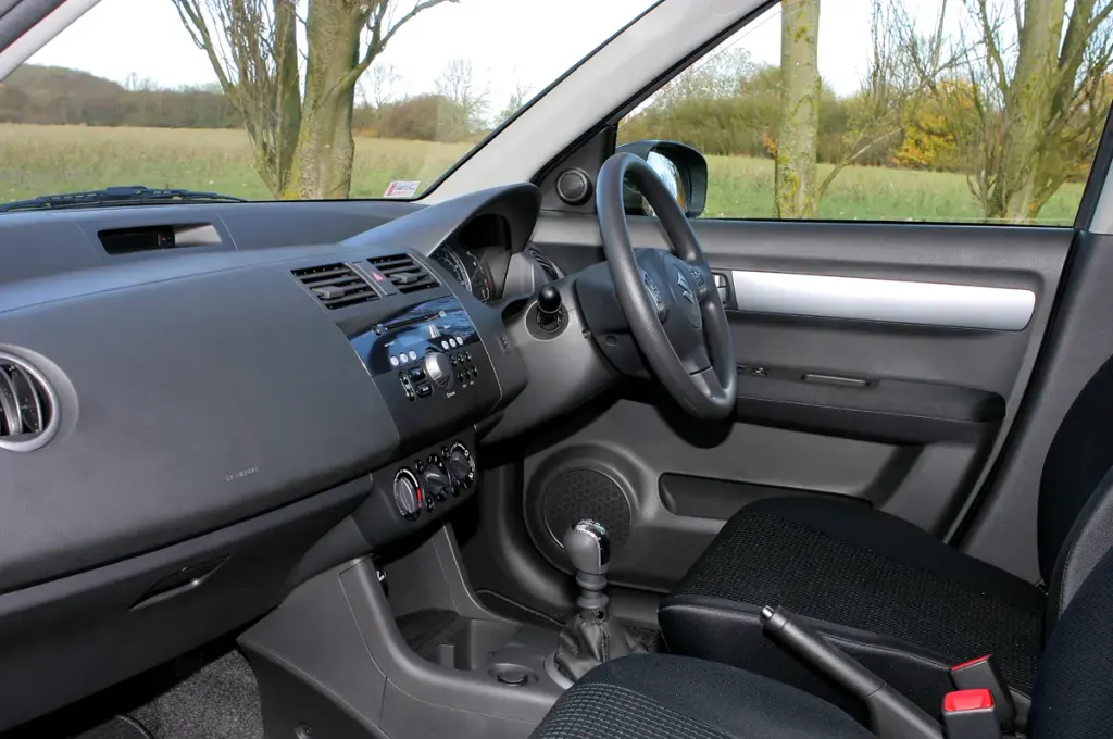 Suzuki Swift cargo area