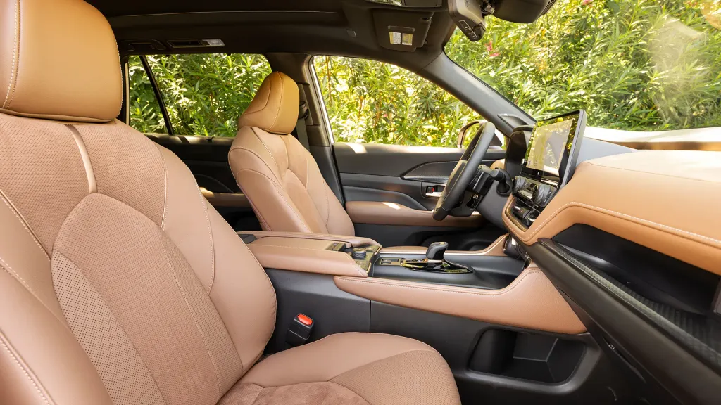 Toyota Grand Highlander cargo area