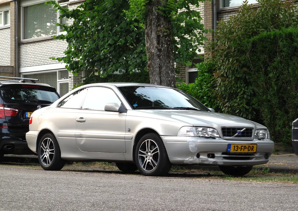 Volvo C70 Coupe