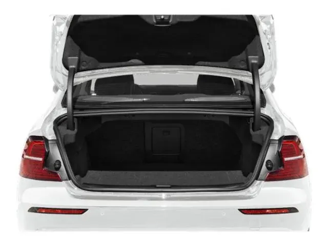 Volvo S60 B5 cargo area